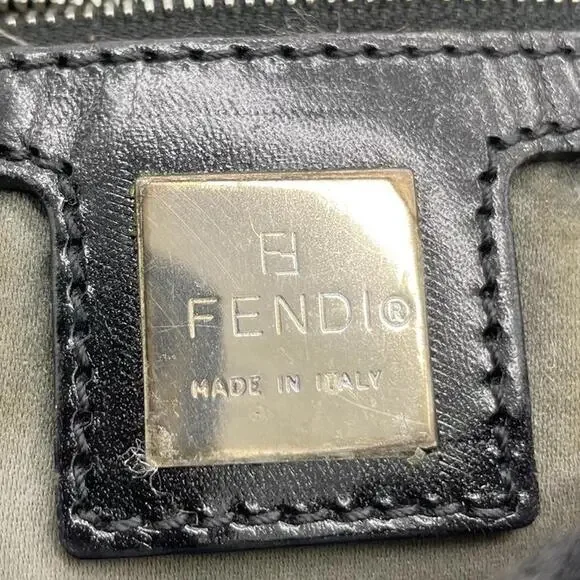 Fendi Black Crochet Wool Knit Mama Baguette Shoulder Bag - Picture 7 of 8